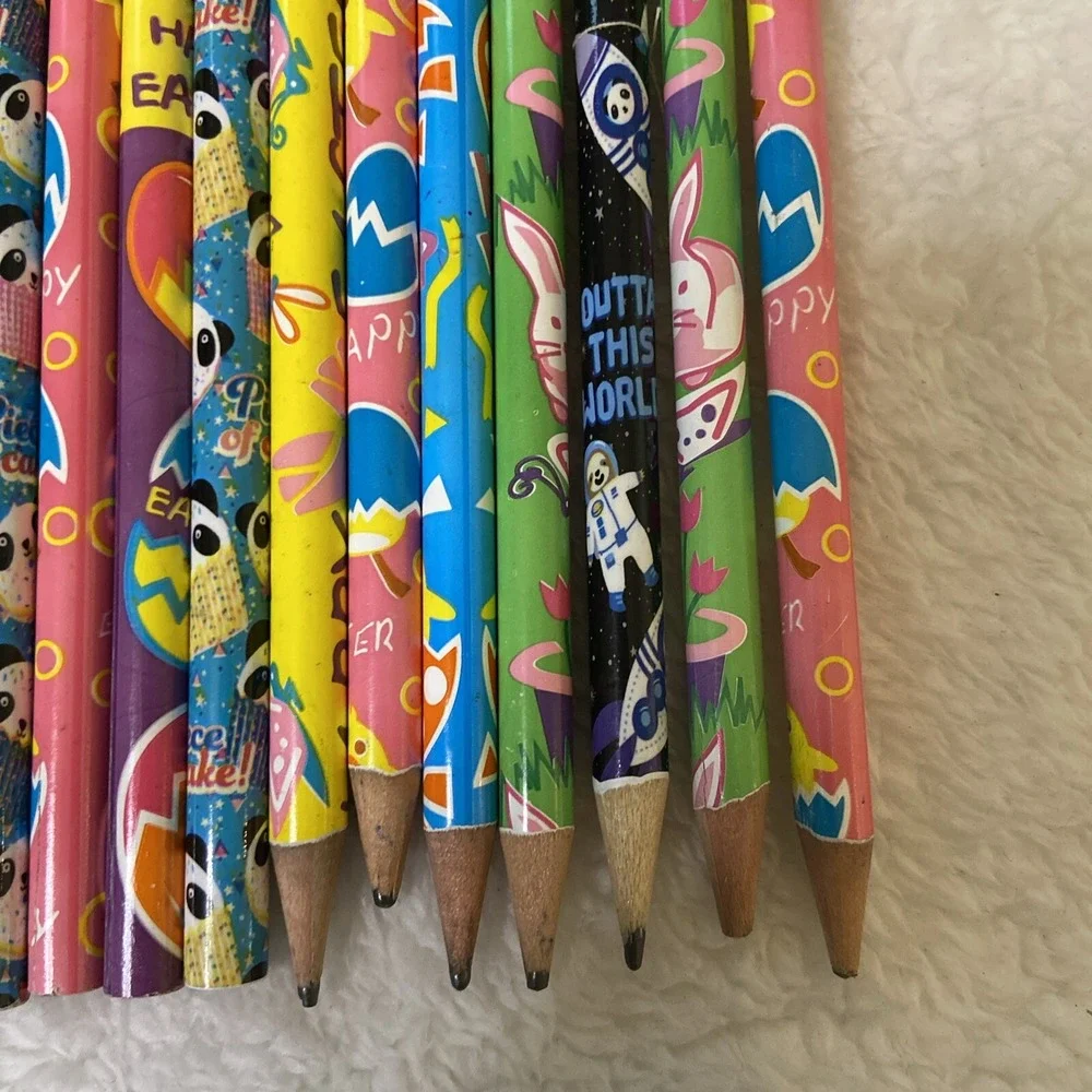 Novelty Pencils Various‎ Mixed Lot of 19 Halloween Holiday Skeletons Bunnies